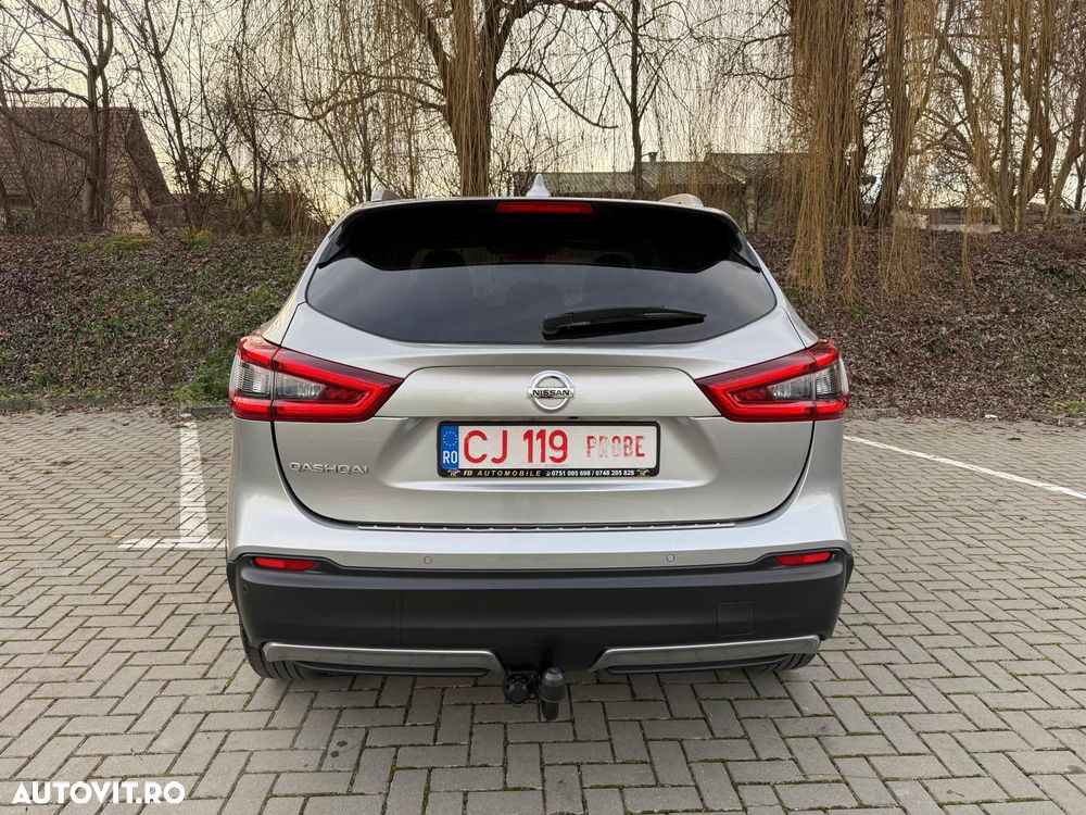 Nissan Qashqai 1.3 DIG-T DCT TEKNA - 11