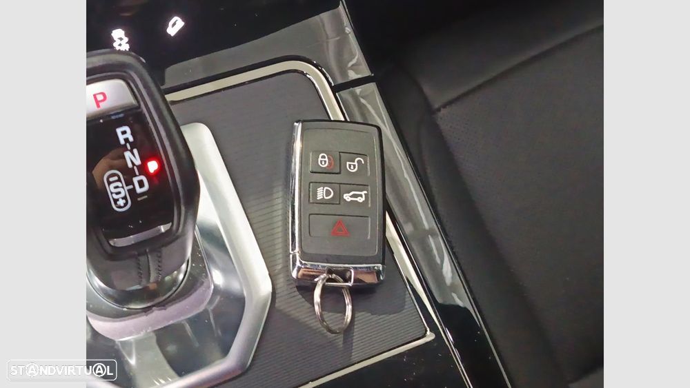 Land Rover Range Rover Evoque 1.5 P300e AWD R-Dynamic S Auto — fotografia 17