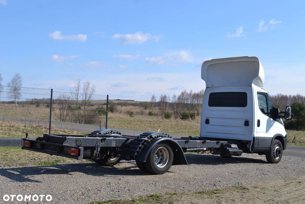 Iveco Daily 72-180 72C18 Hi-Matic 70C18 Rama do zabudowy Niski przebieg Pneumatyczne zawieszenie Rozstaw osi 5100 - 3