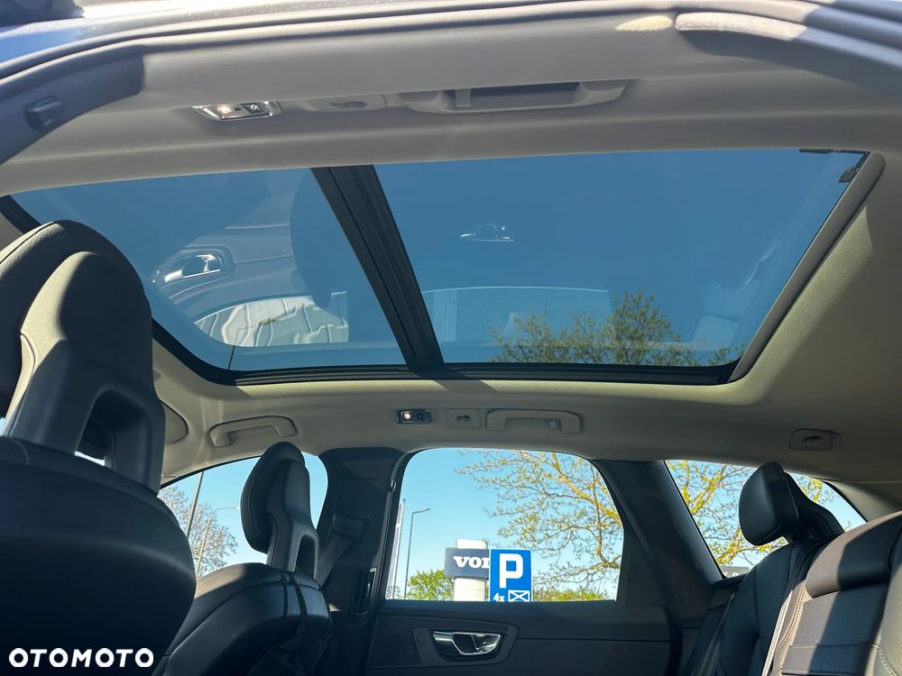 Volvo XC 60 D4 AWD Geartronic Inscription - 36