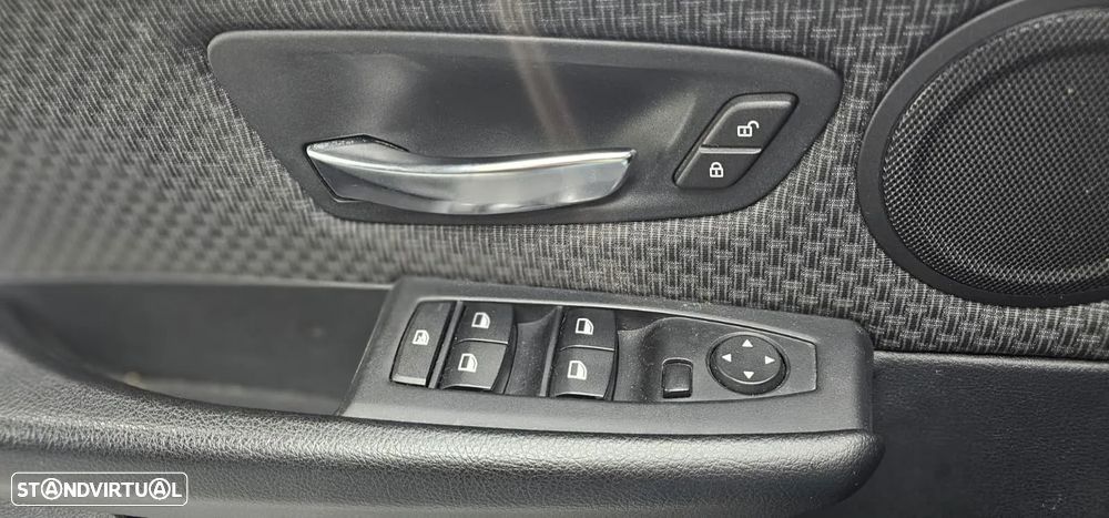 BMW 218 Active Tourer d Line Sport - 15