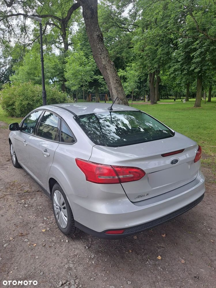 Ford Focus 1.6 Titanium - 5