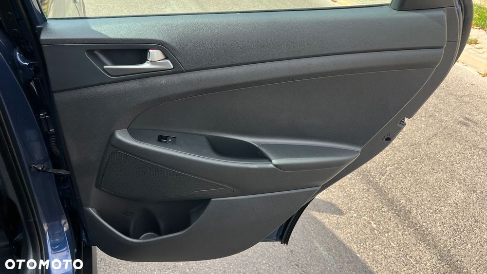 Hyundai Tucson 1.6 GDI BlueDrive Comfort 2WD - 32