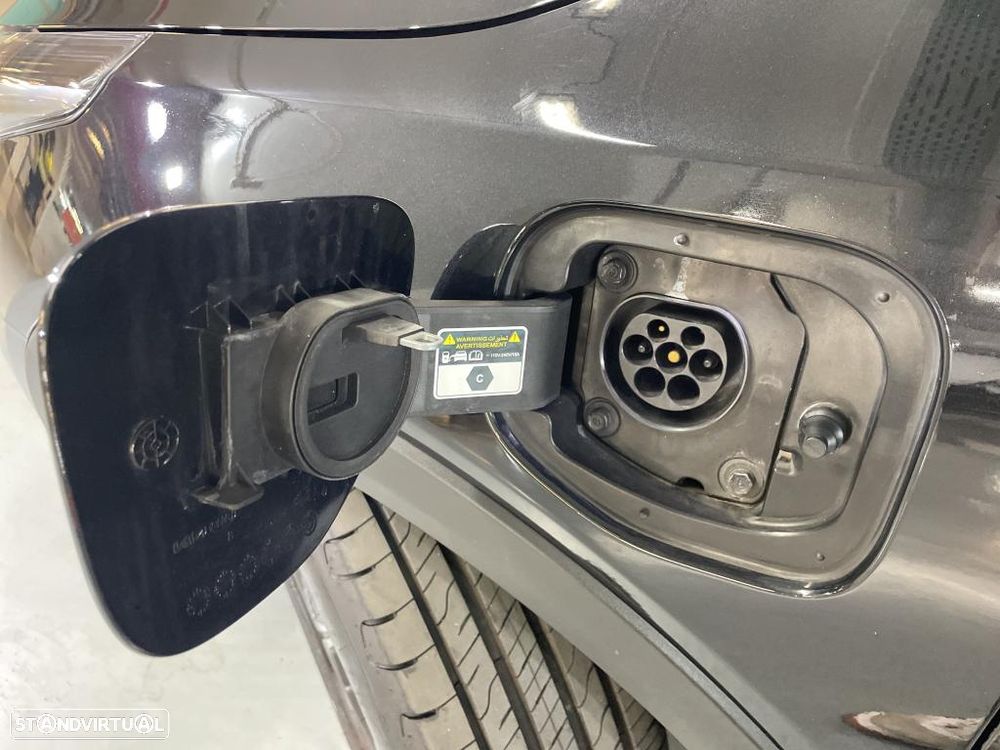 Kia XCeed 1.6 GDi PHEV Drive - 11