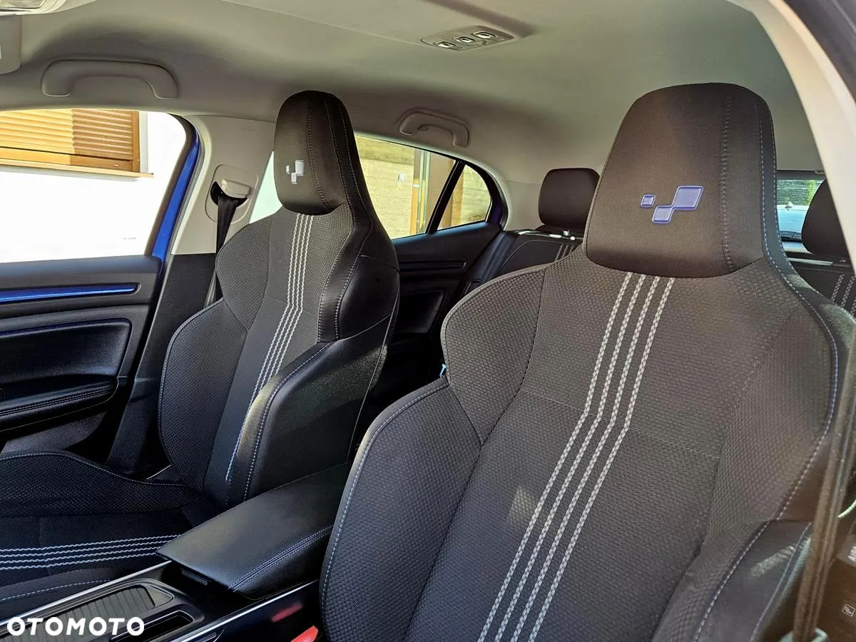 Renault Megane 1.6 TCe GT EDC - 23
