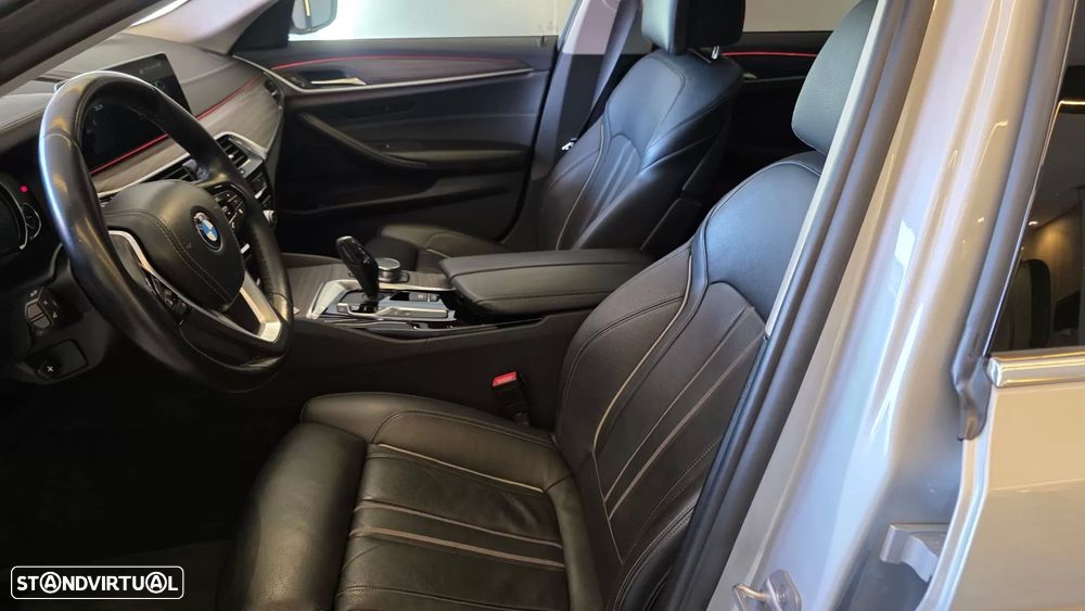 BMW 530 e iPerformance Line Luxury - 38