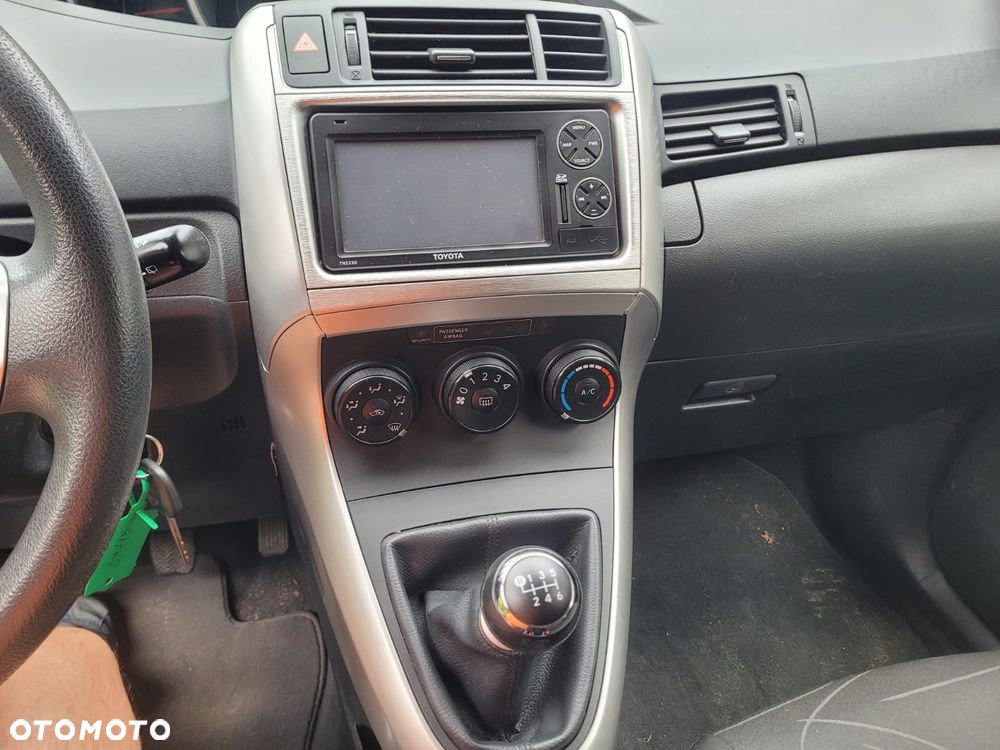 Toyota Verso 1.6 5-Sitzer Comfort - 26