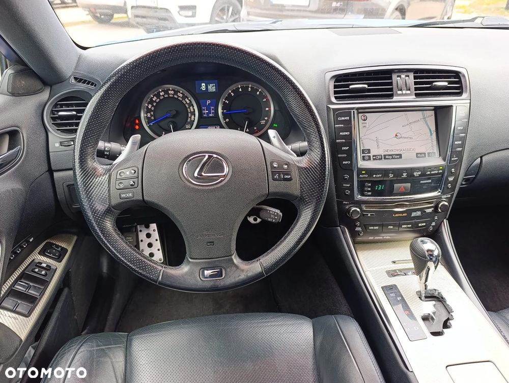 Lexus IS F Sport - 12
