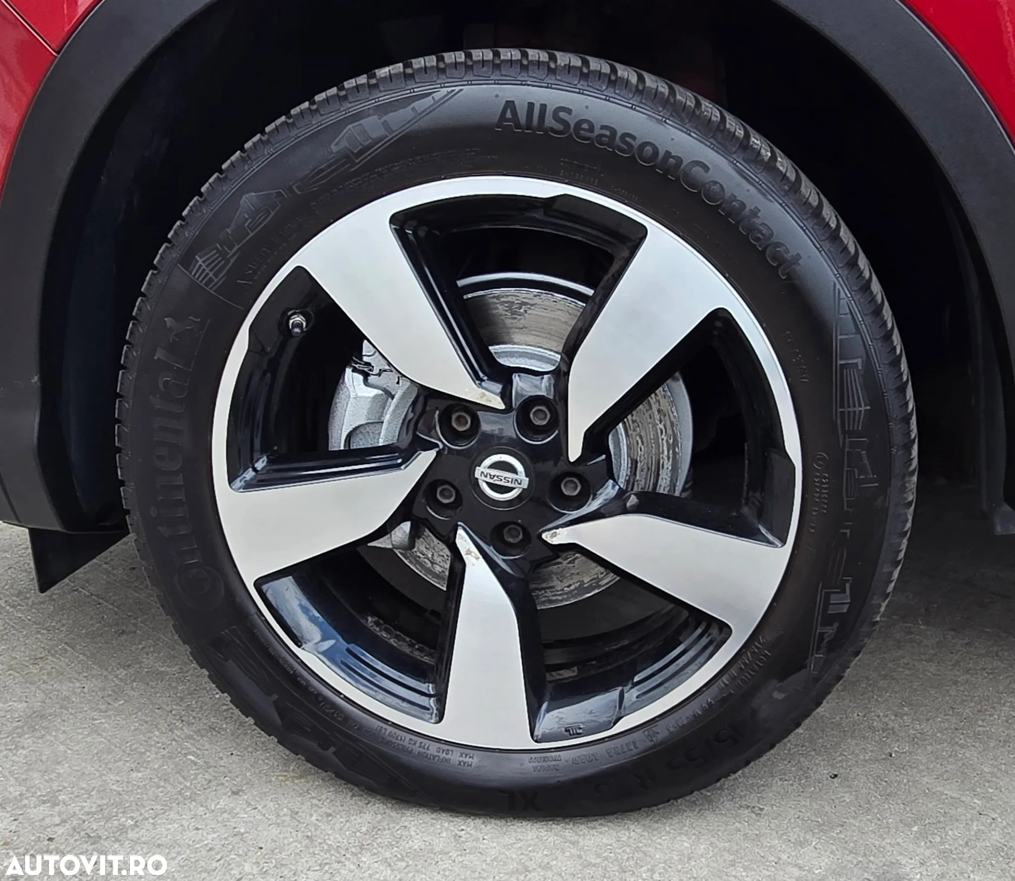 Nissan Qashqai 1.6 DCI ALL-MODE 4x4i N-Connecta - 23