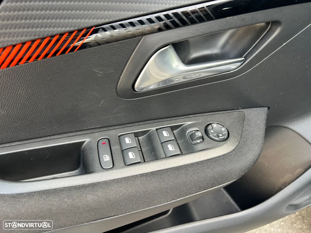 Peugeot E 208 FULL EXTRAS - 15