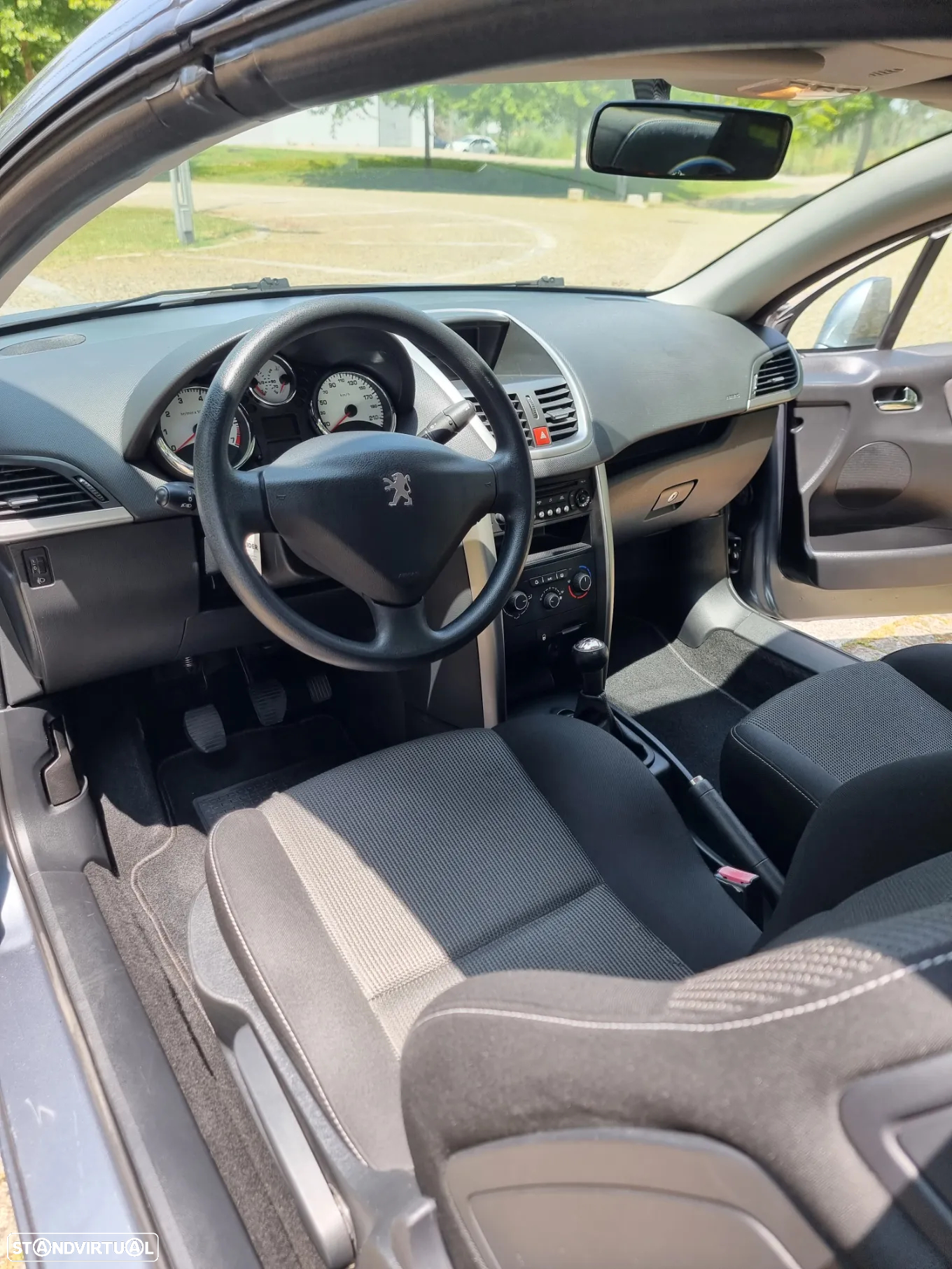 Peugeot 207 CC - 14