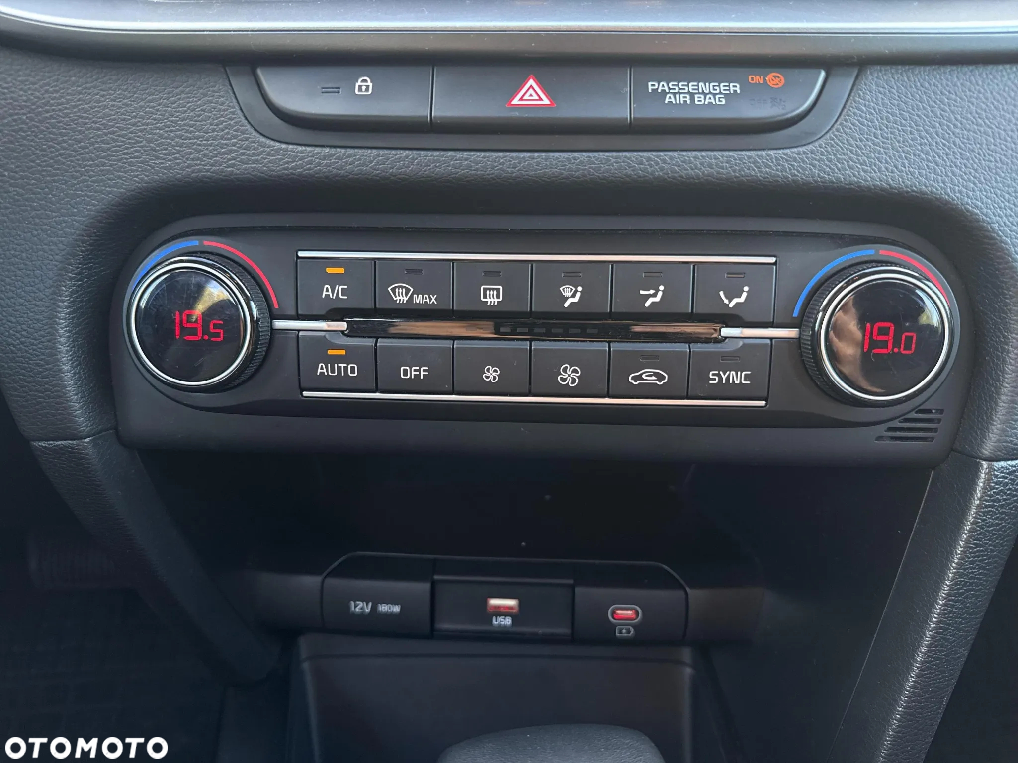 Kia Ceed 1.5 T-GDI M DCT - 14