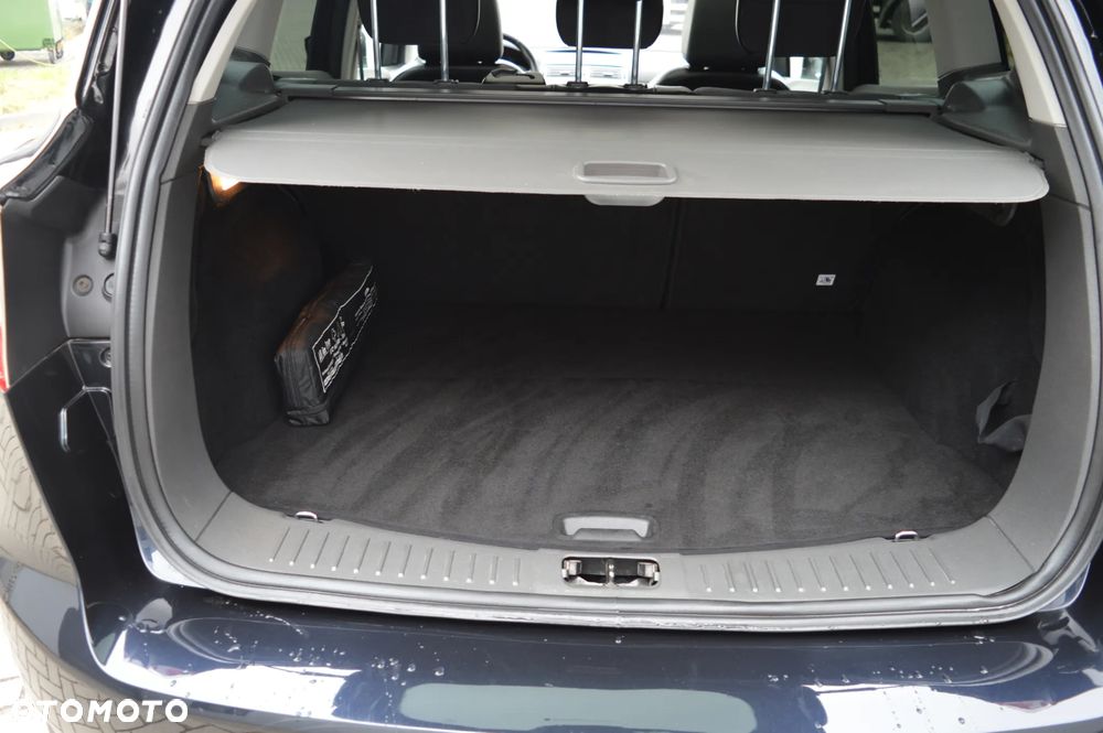 Ford Kuga 2.0 TDCi Titanium FWD - 15