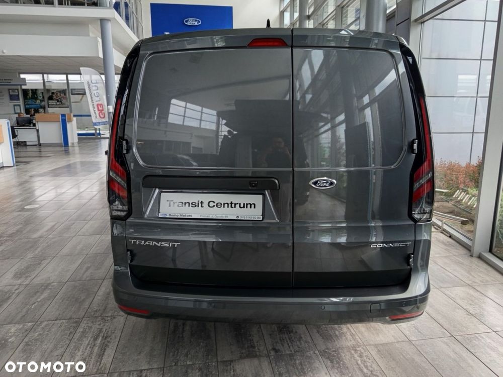 Ford Transit Connect - 8