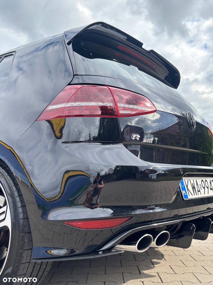 Volkswagen Golf - 10