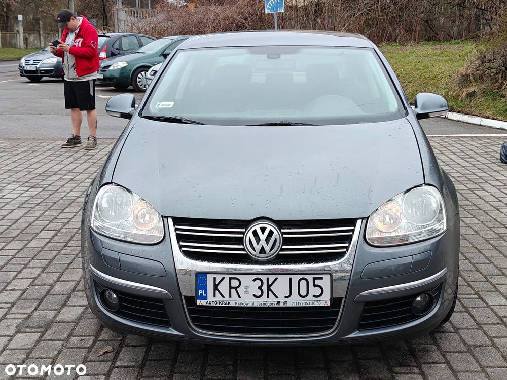 Volkswagen Jetta 1.9 TDI Comfortline - 15