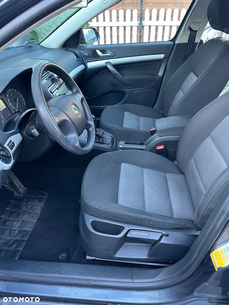 Skoda Octavia 2.0 TDI Ambiente - 14