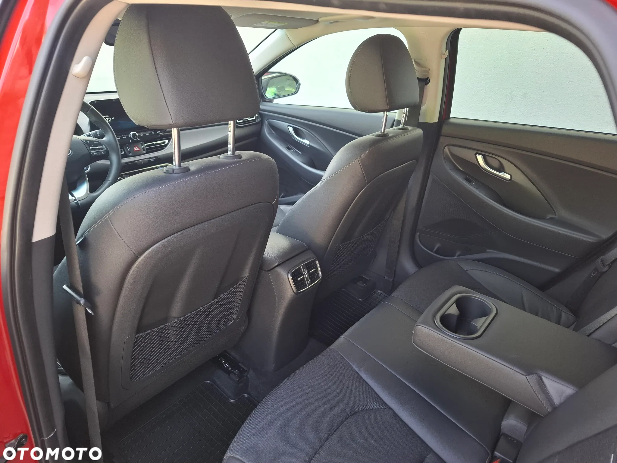 Hyundai i30 1.5 T-GDI 48V-Hybrid DCT Intro - 18