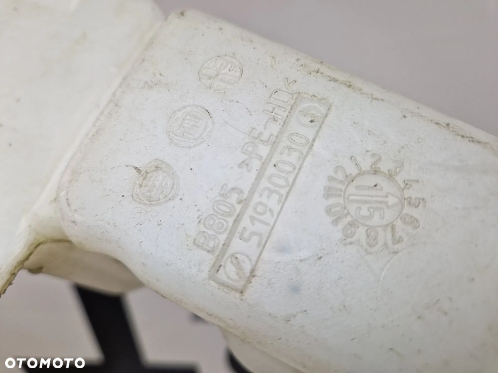 Zbiornik zbiorniczek spryskiwaczy Fiat Panda III od 2012 roku - 4