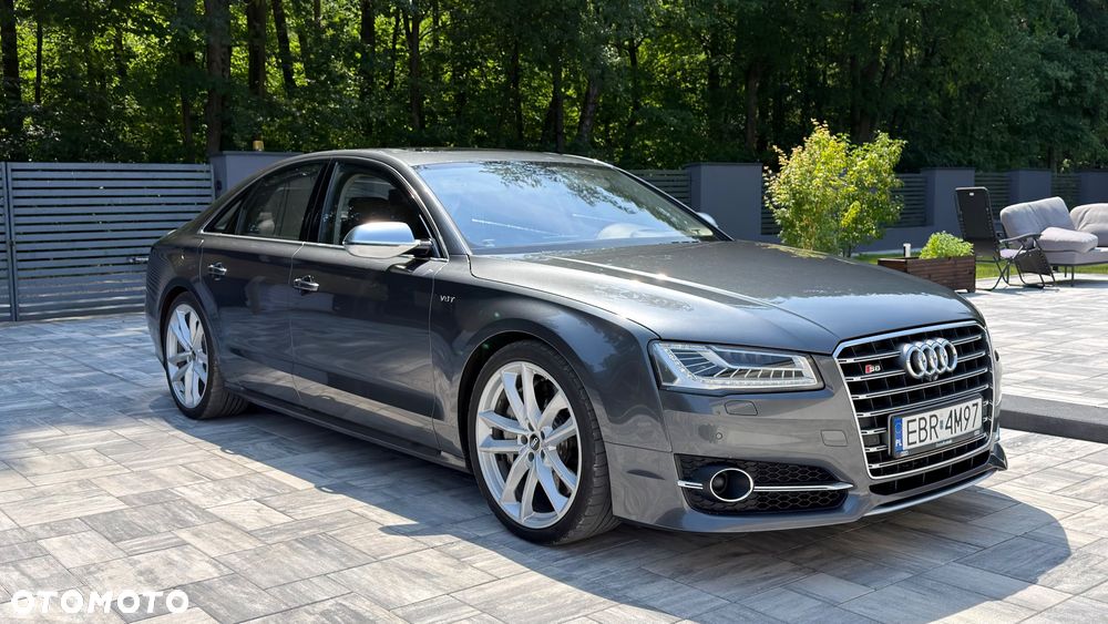 Audi S8 - 14