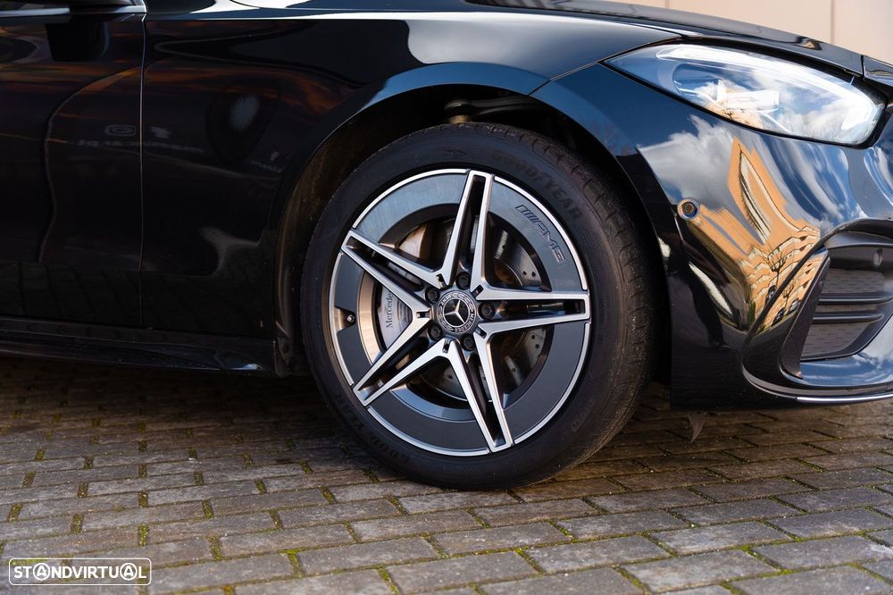 Mercedes-Benz C 300 e AMG Line - 39