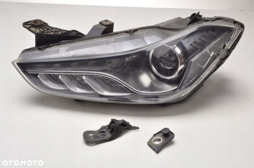 MASERATI GHIBLI III LAMPA LEWA PRZEDNIA XENON UK - 1