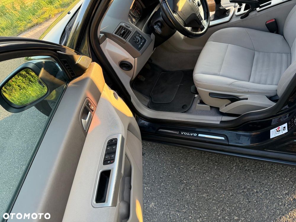 Volvo S40 2.0D Momentum - 8