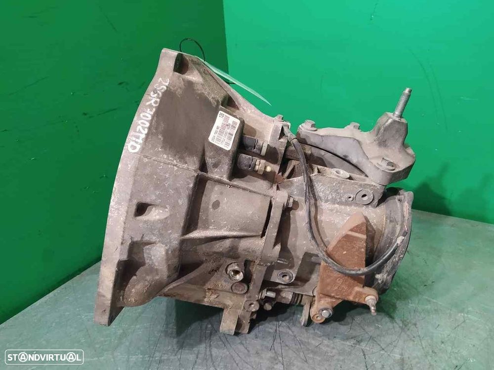 CAIXA VELOCIDADES FORD FIESTA V 2001 - 1