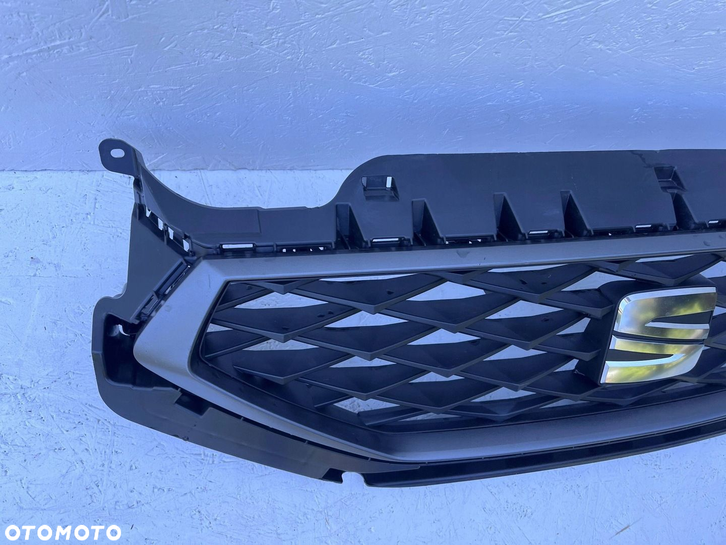 Seat Leon IV 4 2020 - ATRAPA GRILL MAT 5FA853651E ORYGINAŁ - 2