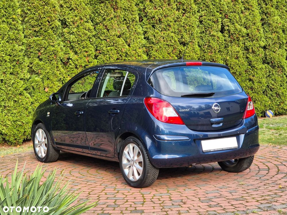 Opel Corsa 1.4 16V Active - 24