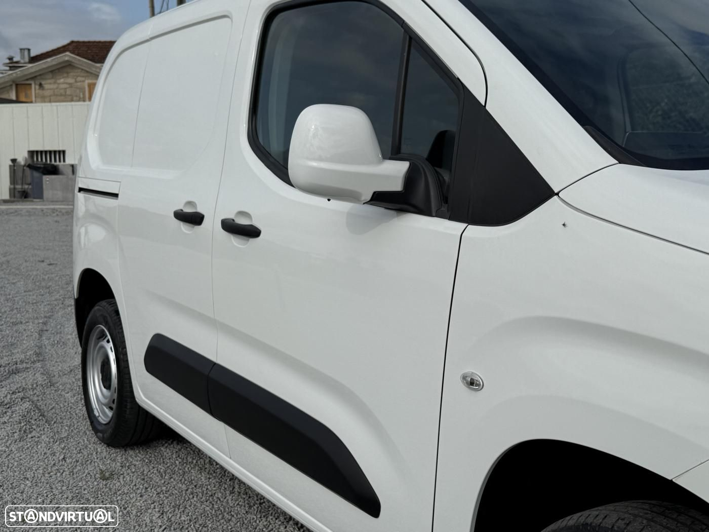 Opel Combo 1.5 CDTI IVA Dedutivel 3 Lug. Ecrã - 16