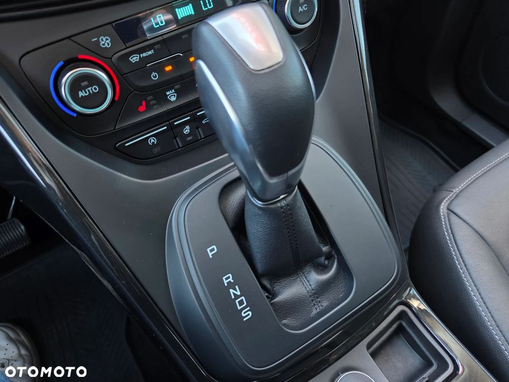 Ford Kuga 1.5 EcoBoost 4x4 Business Edition - 28