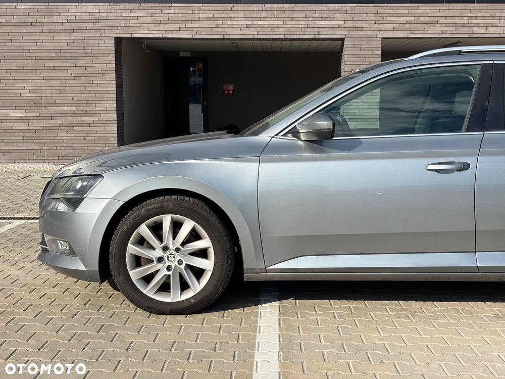 Skoda Superb 2.0 TDI Style DSG - 7