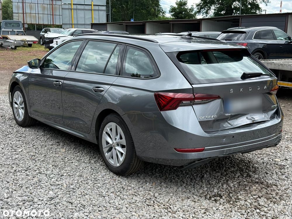 Skoda Octavia 1.0 TSI e-Tec Ambition DSG - 10