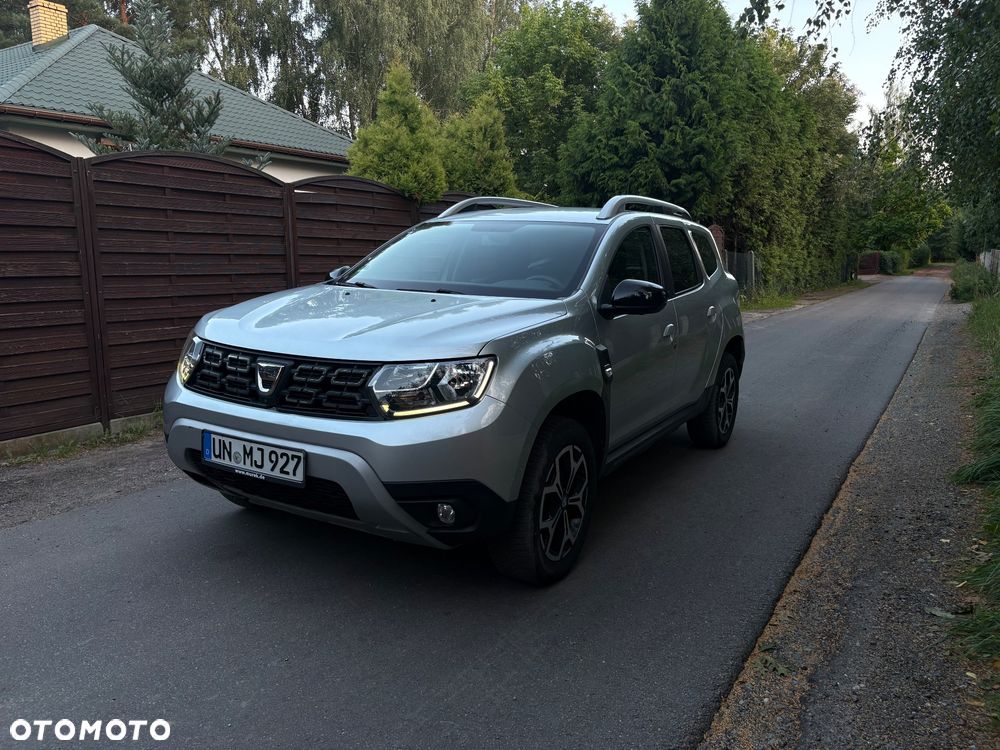 Dacia Duster TCe 100 2WD Celebration - 3