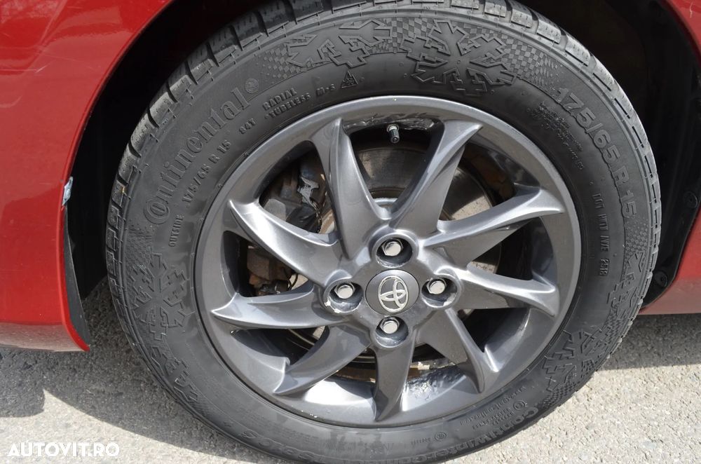 Toyota Yaris 1.5 VVT-i HSD Luna - 16