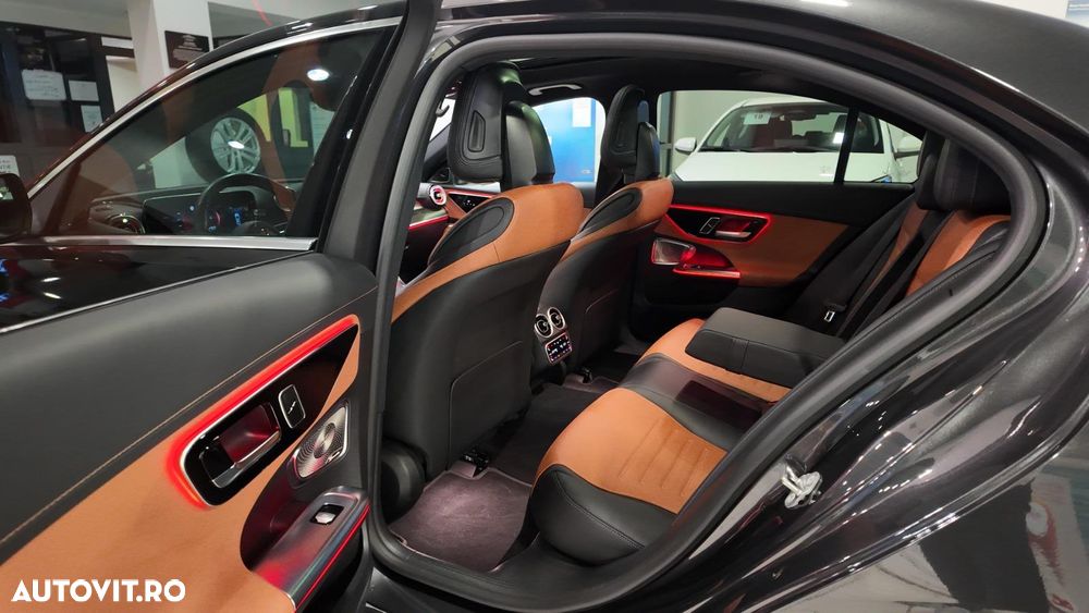 Mercedes-Benz C 300 9G-TRONIC AMG Line - 32