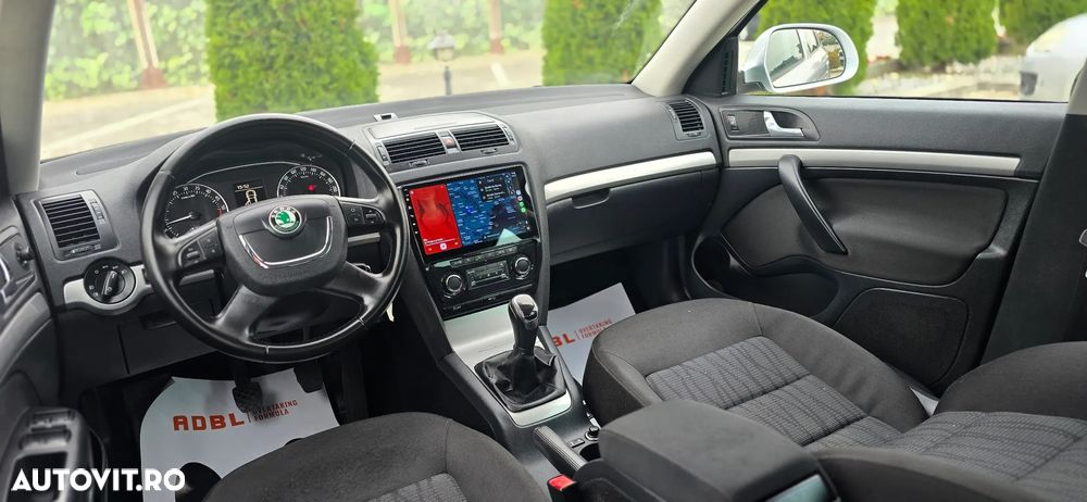 Skoda Octavia 2.0 TDI Elegance - 10