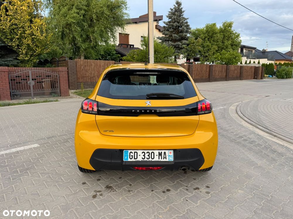 Peugeot 208 PureTech 100 Style - 4