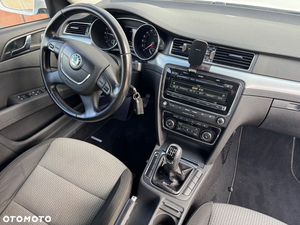 Skoda Superb - 14