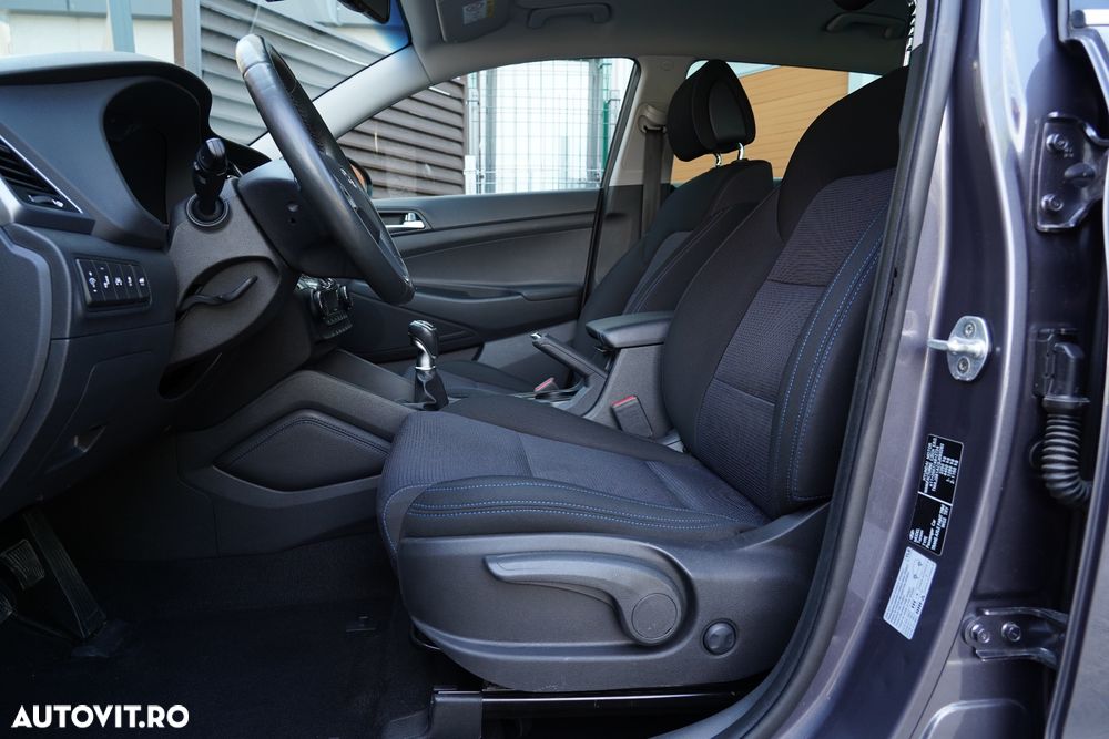 Hyundai Tucson 2.0 CRDI 4WD 6MT Premium - 13