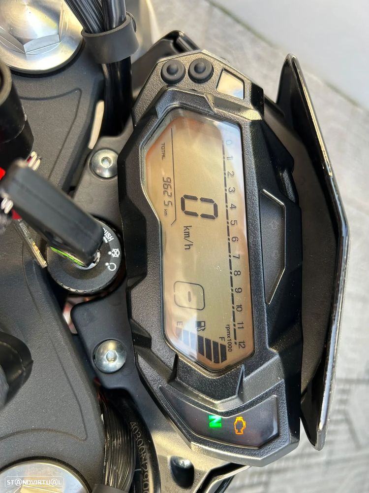 Benelli 125 Benelli BN 125 - 3