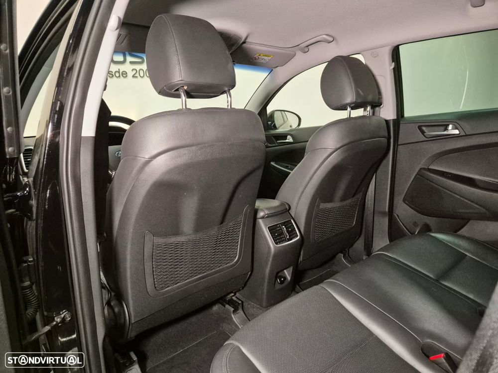 Hyundai Tucson 1.6 CRDi Executive - 31