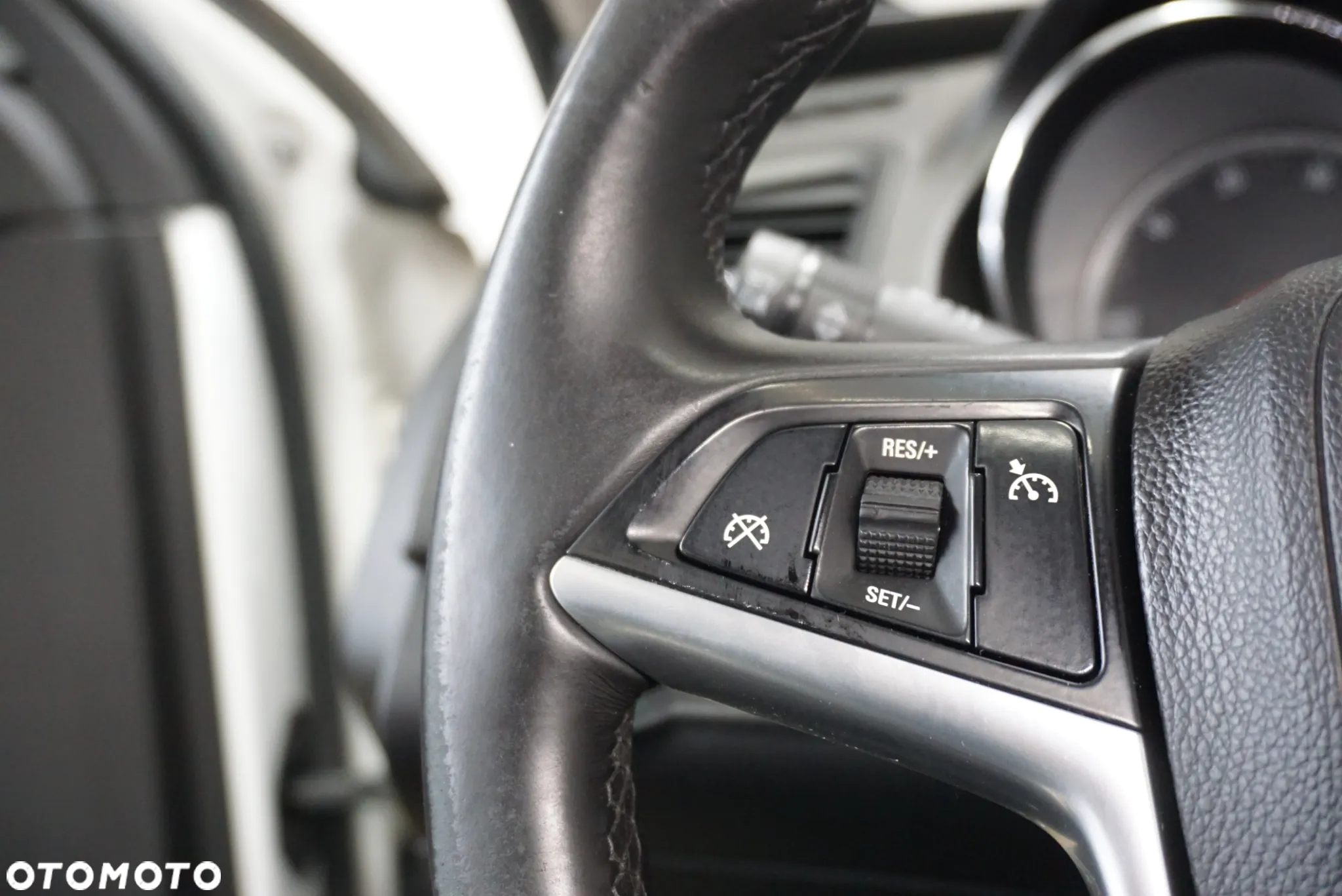 Opel Insignia 2.0 CDTI Cosmo - 31