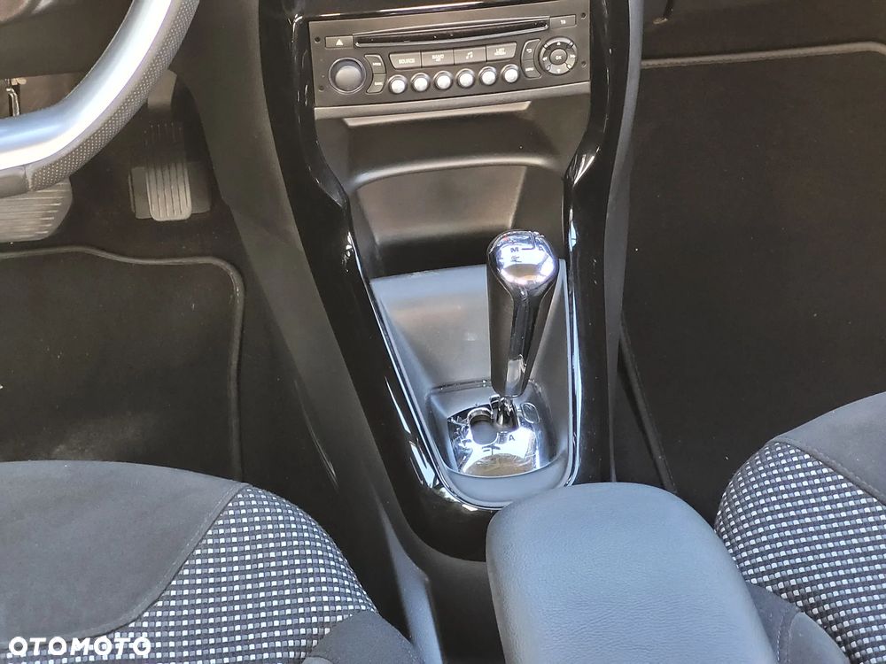 Citroën C3 1.2 e-VTi Exclusive ETG - 15