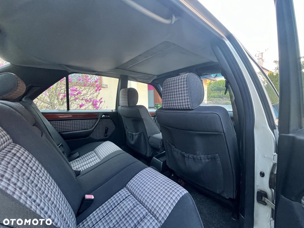 Mercedes-Benz W124 (1984-1993) - 7