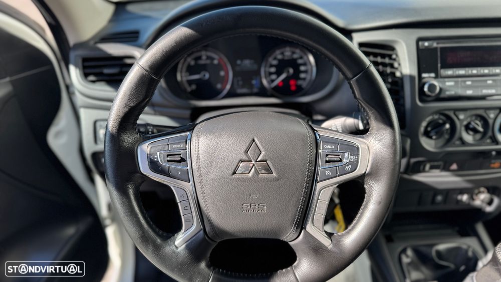 Mitsubishi L-200 Cabine dupla 4X2 - 6