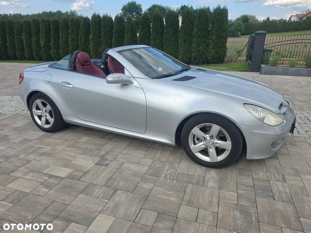 Mercedes-Benz SLK 300 Sport Edition - 24