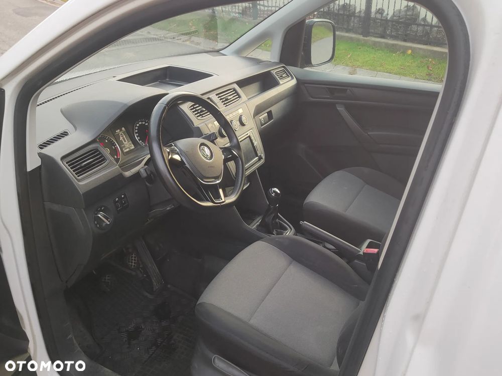 Volkswagen Caddy - 5
