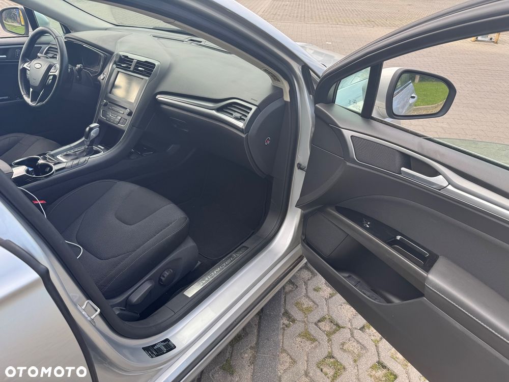 Ford Mondeo 2.0 TDCi Titanium PowerShift - 13